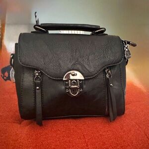Black faux leather handbag with strap and clasp lock, New